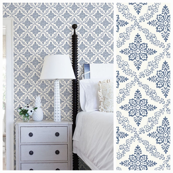 Wallpaper Wynona Geometric Floral White & Navy